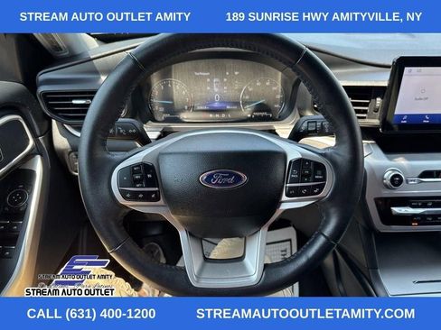 Used 2022 Ford Explorer XLT AWD/4WD image 42