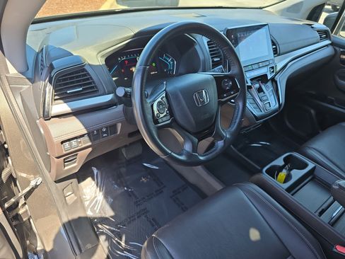 Used 2023 Honda Odyssey Touring image 18