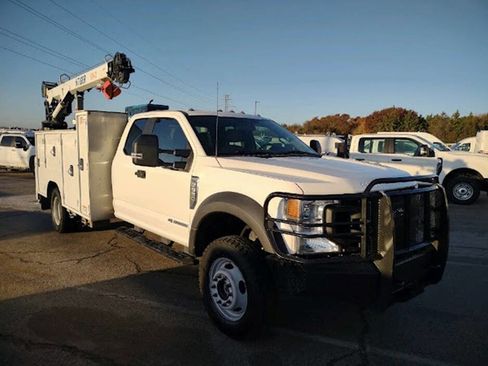 Used 2022 Ford F550 4X4 4dr SuperCab 167.9 191.9 i image 1