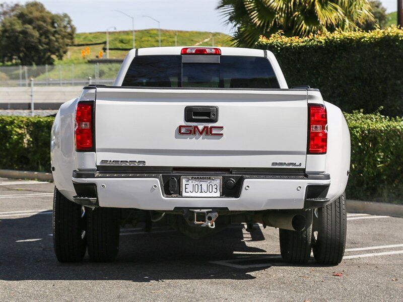 Used 2015 GMC Sierra 3500 Denali w/ Duramax Plus Package AWD/4WD image 5