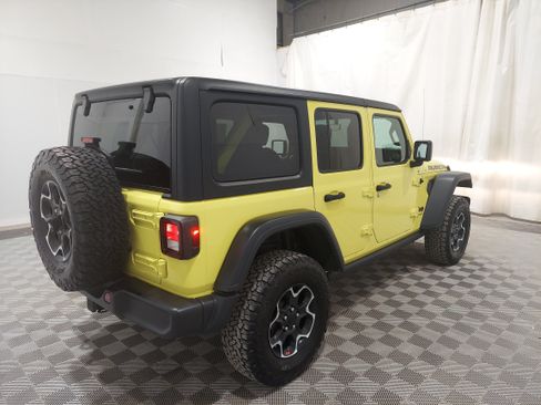 Used 2023 Jeep Wrangler Unlimited Rubicon w/ Cold Weather Group AWD/4WD image 3