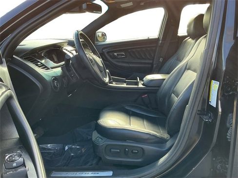 Used 2015 Ford Taurus Limited w/ Equipment Group 301A image 10