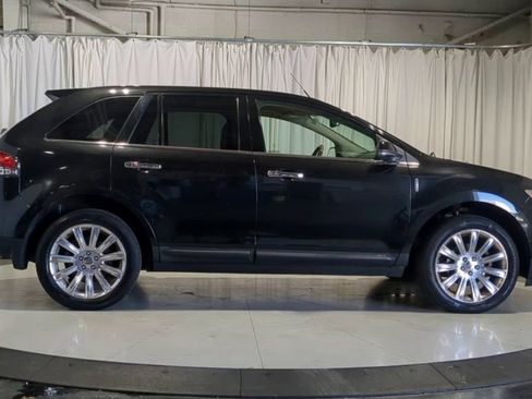 Used 2015 Lincoln MKX AWD w/ Equipment Group 102A image 11