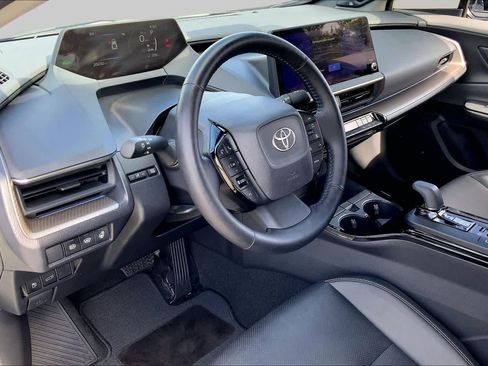 Certified 2024 Toyota Prius Limited w/ Limited Premium Package FWD image 17
