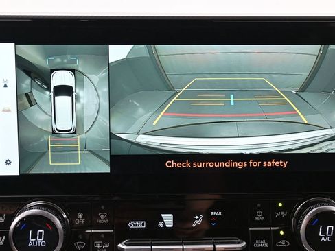Certified 2026 Toyota Highlander Platinum AWD/4WD image 22