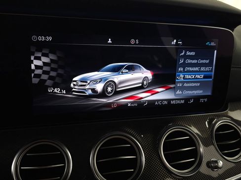Used 2019 Mercedes-Benz E 63 AMG S image 27
