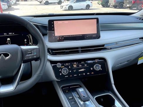 New 2026 INFINITI QX60 Luxe w/ Family Package AWD/4WD image 5