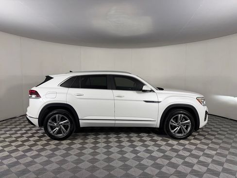 Used 2024 Volkswagen Atlas Cross Sport SEL R-Line AWD/4WD image 5