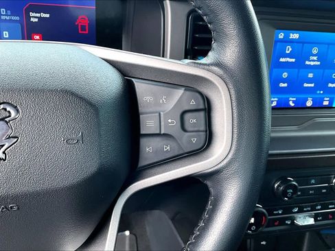 Used 2023 Ford Bronco Outer Banks image 24