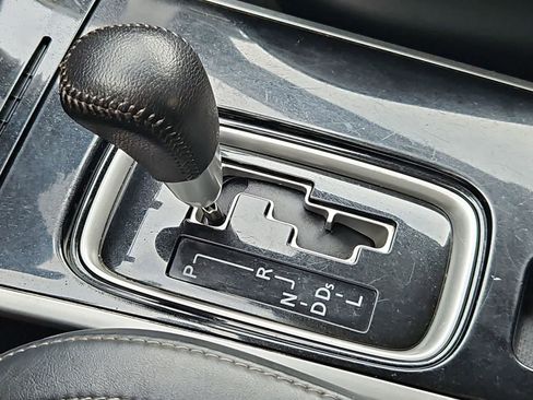 Used 2020 Mitsubishi Outlander SEL FWD image 31