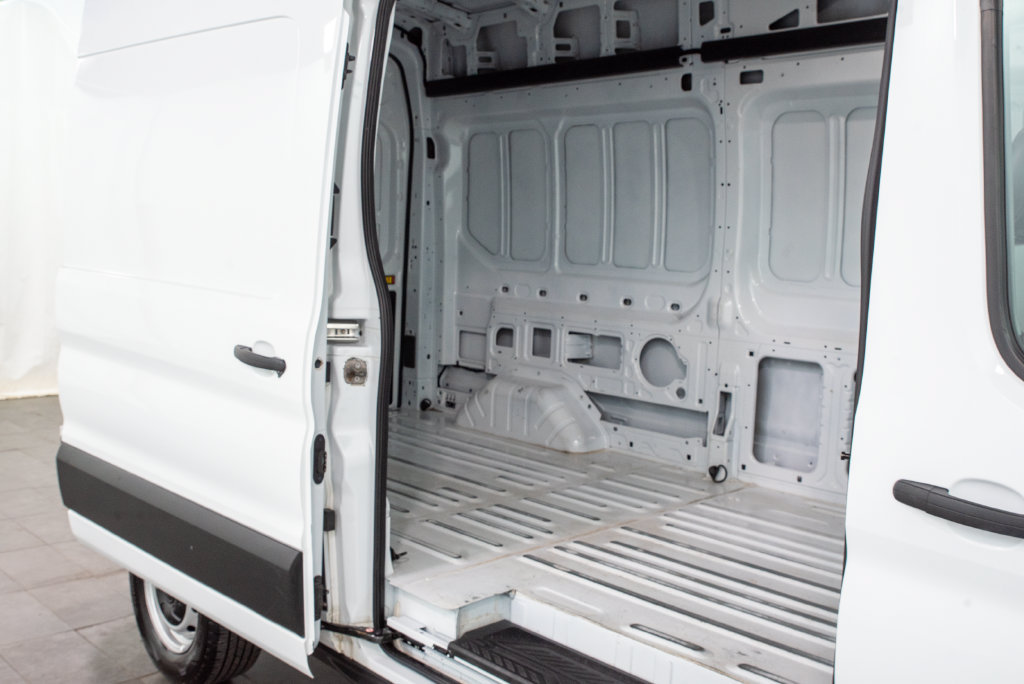 Used 2025 Ford Transit 250 148 High Roof RWD image 11