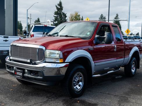 Used 2002 Ford F250 XLT image 3