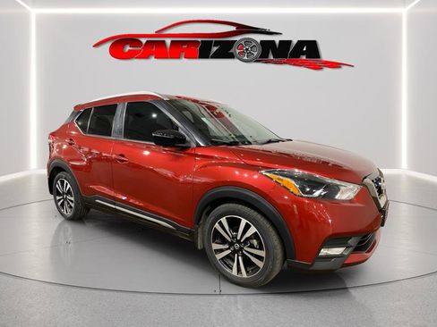 Used 2020 Nissan Kicks SR image 1