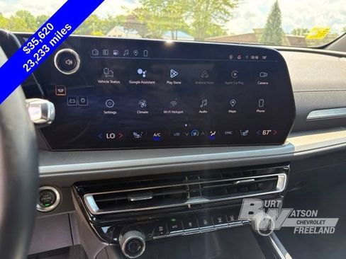 Used 2024 Chevrolet Traverse LT w/ Midnight/Sport Edition FWD image 20