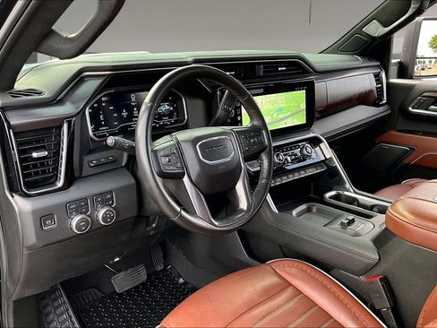 Used 2024 GMC Sierra 2500 Denali Ultimate w/ Max Trailering Package AWD/4WD image 13