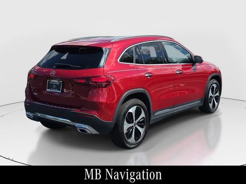 Certified 2025 Mercedes-Benz GLA 250 image 5