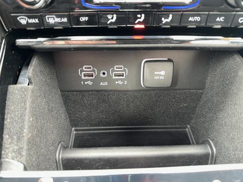 Certified 2022 Jeep Grand Cherokee Limited AWD/4WD image 17