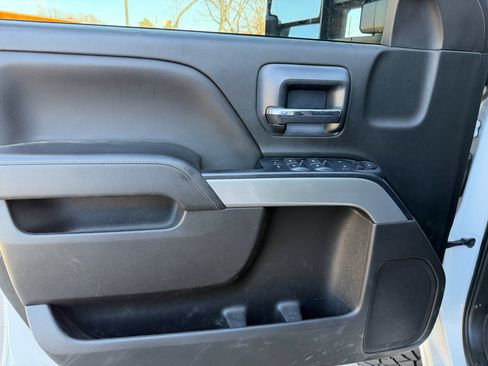 Used 2018 Chevrolet Silverado 2500 LT w/ Z71 Package, Off-Road image 23