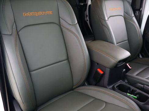 Used 2020 Cadillac CT5 Premium Luxury RWD image 47