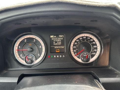 Used 2018 RAM 2500 Tradesman w/ Chrome Appearance Group AWD/4WD image 13