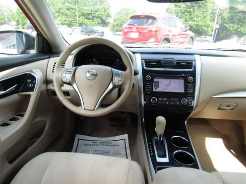 Used 2013 Nissan Altima 2.5 SV w/ 2.5SV Convenience Pkg FWD image 20
