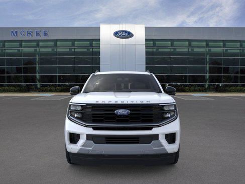 New 2026 Ford Expedition Max Platinum w/ Driver's Package AWD/4WD image 6