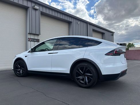 Used 2026 Tesla Model X AWD/4WD image 8