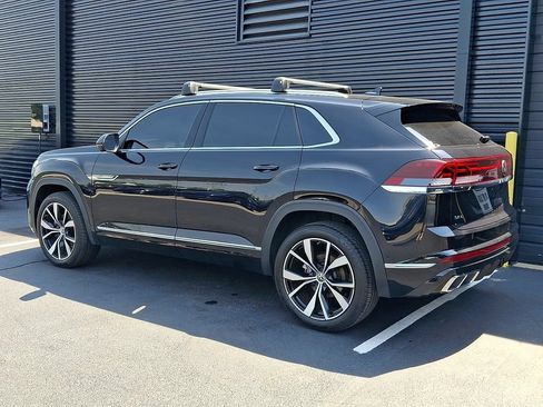 Used 2025 Volkswagen Atlas Cross Sport SEL Premium R-Line AWD/4WD image 3