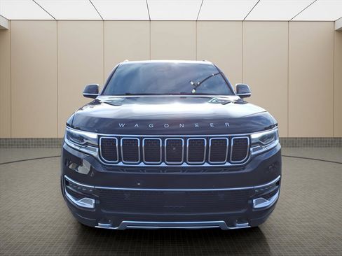 Used 2023 Jeep Wagoneer L Series III w/ Rear Seat Video Group 1 image 20