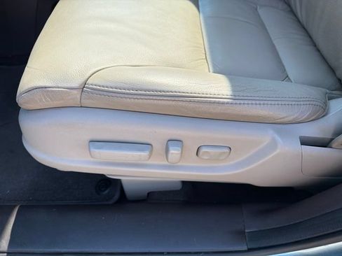 Used 2014 Honda CR-V EX-L image 12