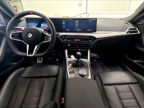 Used 2026 BMW M2 w/ Lighting Package RWD image 10