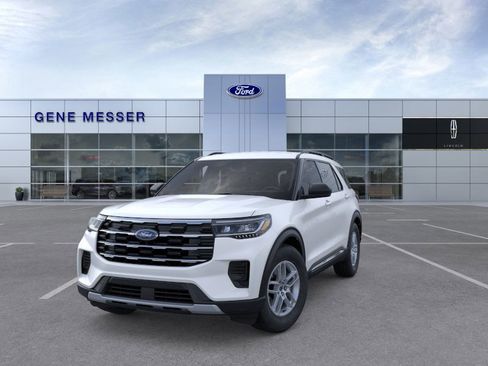 New 2025 Ford Explorer Active image 24