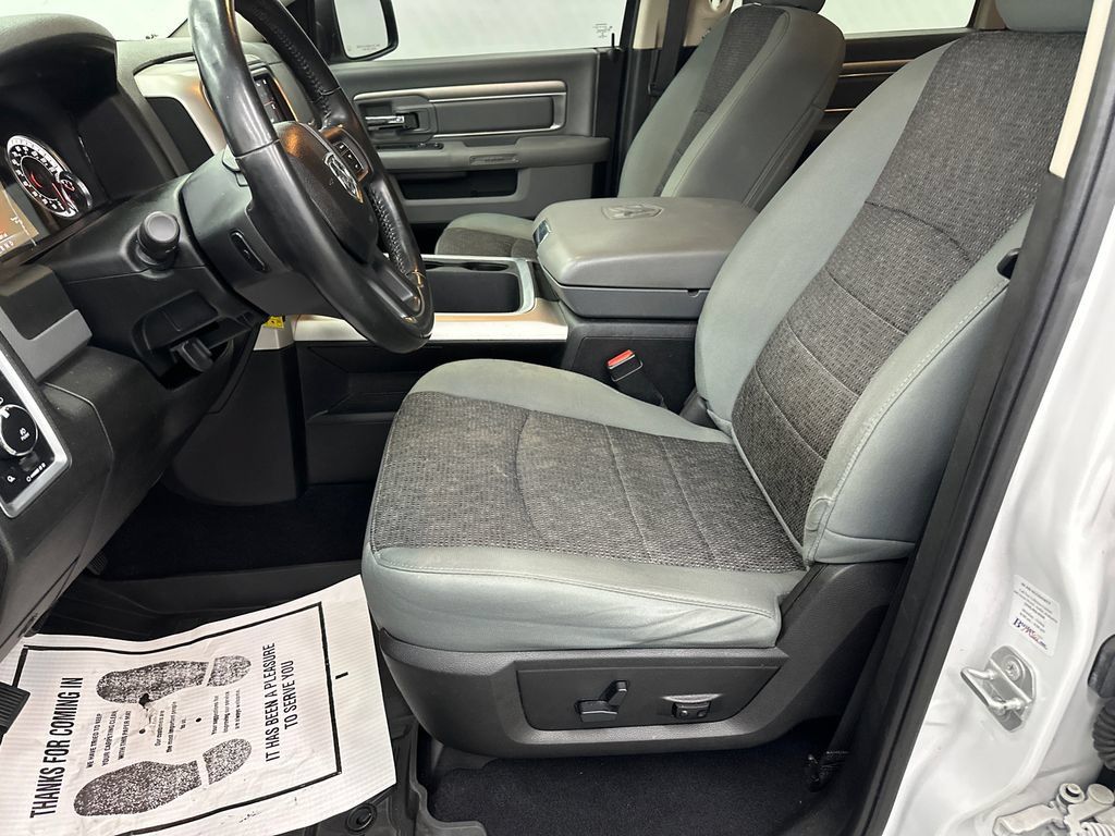 Used 2019 RAM 1500 Big Horn RWD image 9