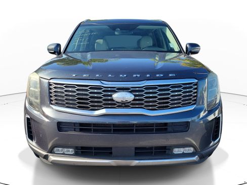 Used 2020 Kia Telluride SX w/ Towing Package FWD image 2