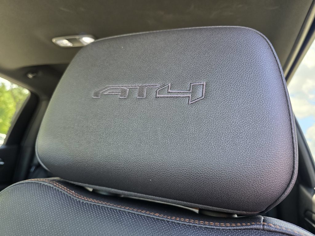Used 2022 GMC Sierra 1500 AT4 w/ AT4 Preferred Package AWD/4WD image 22