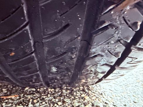 Used 2023 Chevrolet Camaro LT w/ RS Package image 15