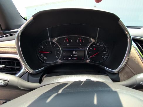 Used 2022 Chevrolet Equinox Premier AWD/4WD image 20