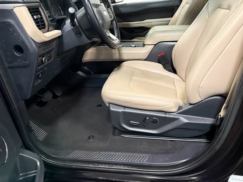 Used 2024 Ford Expedition Max Limited AWD/4WD image 58