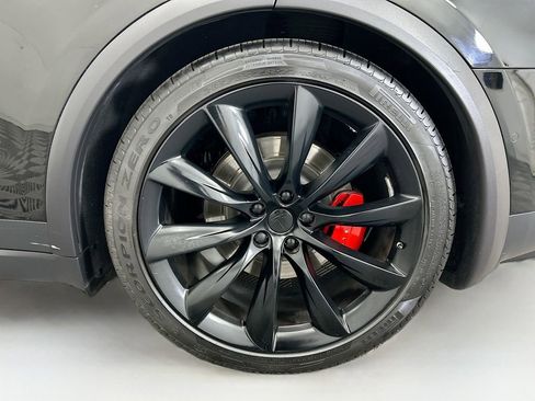 Used 2021 Tesla Model X Performance image 30