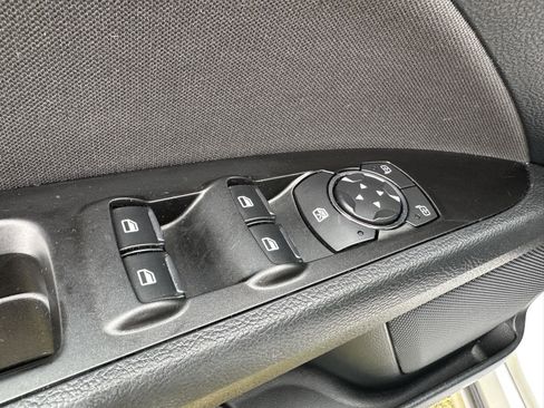 Used 2017 Ford Fusion SE AWD/4WD image 11