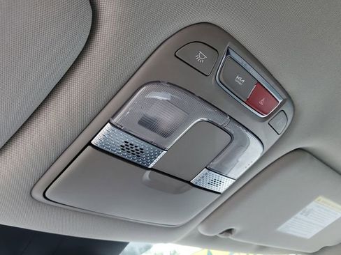 Certified 2024 Kia Telluride S image 31