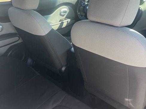 Used 2015 Kia Soul image 25