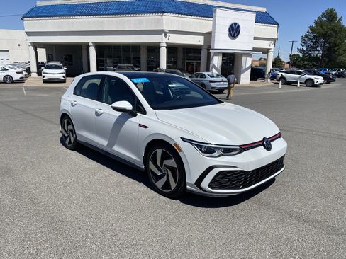 Certified 2022 Volkswagen GTI SE FWD image 2
