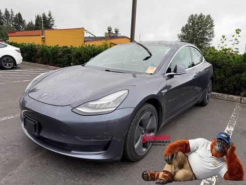 Used 2020 Tesla Model 3 Standard Range Plus RWD image 1