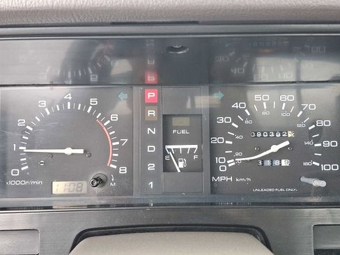 Used 1991 Nissan Pickup 2WD King Cab image 24