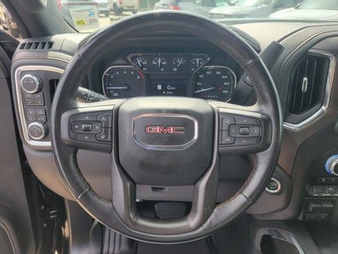 Used 2022 GMC Sierra 1500 AT4 w/ AT4 Premium Package AWD/4WD image 18