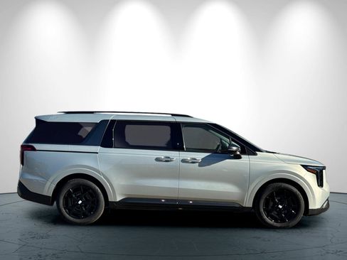 New 2026 Kia Carnival SX Prestige image 3