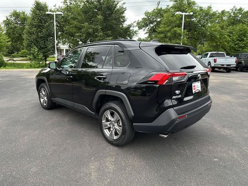 Used 2024 Toyota RAV4 XLE FWD image 16
