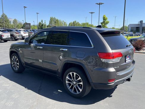 Used 2018 Jeep Grand Cherokee Limited w/ Luxury Group II AWD/4WD image 10