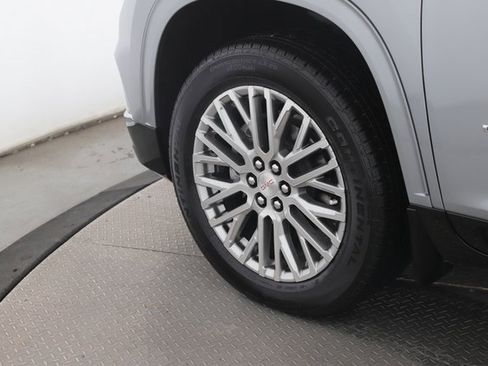 Used 2025 GMC Acadia Denali w/ LPO, Floor Liner Package image 13